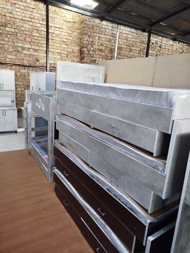 кровать двуспальная с ящиками: Односпальная кровать, С матрасом, длина - 190 см — 2