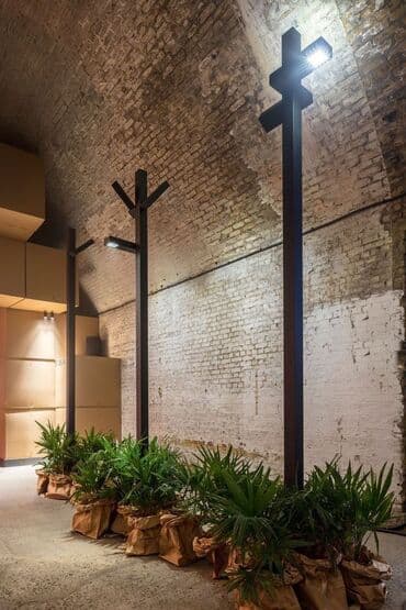 садовые светы: Уличные световые опоры с LED-освещением (декоративные светильники) - — 4