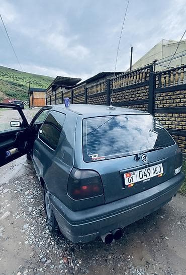 colf 2: Volkswagen Golf: 1993 г., 1.8 л, Механика, Бензин, Хэтчбэк — 5