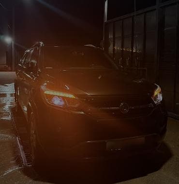 shevrolet suburban: Ssangyong Rexton Sports: 2019 г., 2.2 л, Автомат, Дизель, Пикап — 4