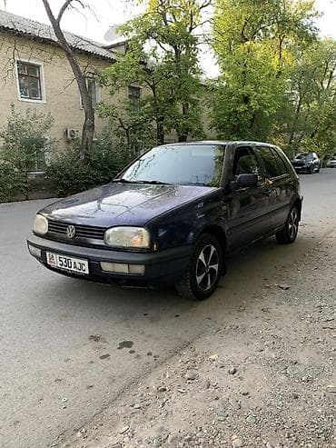audu a6: Volkswagen Golf: 1993 г., 1.8 л, Механика, Газ, Хэтчбэк — 3