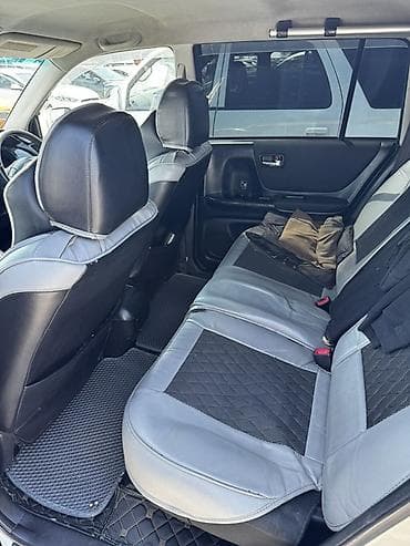 Toyota Kluger: 2003 г., 3 л, Автомат, Бензин, Кроссовер — 9