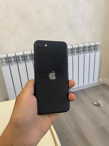 IPhone SE (2‑го поколения), 64 ГБ, цвет Black - Экран 4.7", Retina — 3