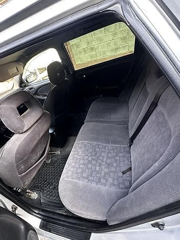 багажник на авенсис: Toyota Avensis: 2001 г., 2 л, Ручные, Бензин, Универсал — 6