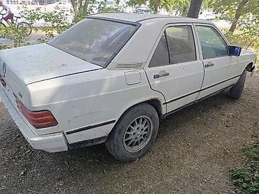 порш 944: Mercedes-Benz 190: 1983 г., 2 л, Бензин, Седан — 3