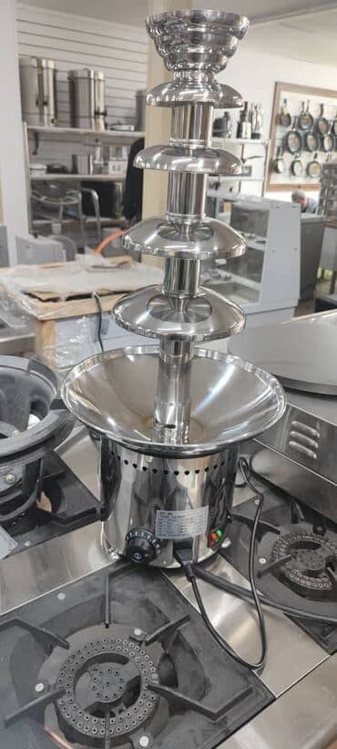 шоколад: В наличии имеется шоколадный фонтан для коммерческого пользования — 1