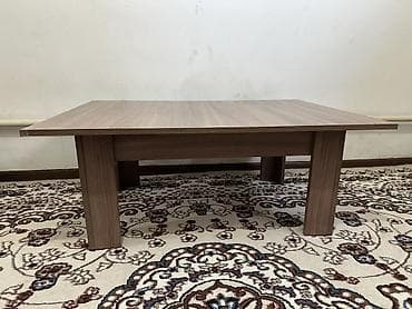 live bar: Столик (б/у), цвет «орех/натуральное дерево». - Форма: прямоугольная — 1