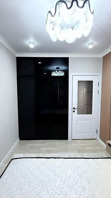 квартира для девушек: 3 комнаты, 73 м², 105 серия, 1 этаж, Дизайнерский ремонт — 5