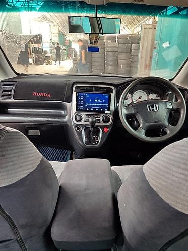 honda stream двер: Honda Stream: 2001 г., 2 л, Автомат, Бензин, Минивэн — 5