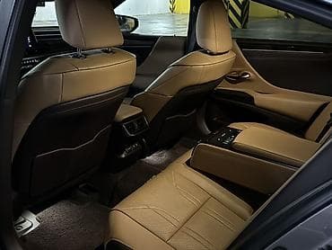 Lexus: Lexus ES: 2019 г., 2.5 л, Вариатор, Гибрид, Седан — 7