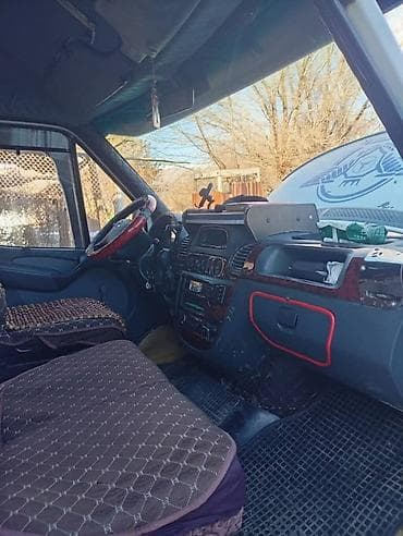 борт на спринтера: Mercedes-Benz Спринтер: 2005 г., 2.9 л, Ручные, Дизель, Фургон — 3