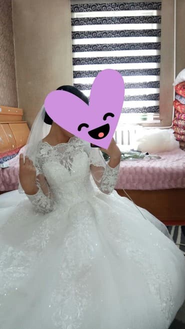 фата на девичник: Свадебное платье, XS, Закрытое, Рукава прозрачные, С корсетом, Пышное, Китай, Цветочные элементы, Кружево, Стразы, Б/у — 2