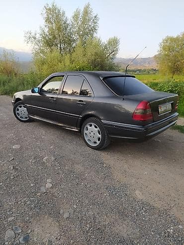Mercedes-Benz C-Class: 1994 г. — 2