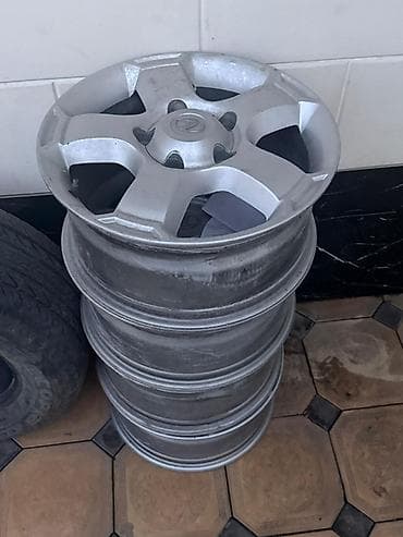 5114 r16: Литые Диски R 18 Toyota, Комплект, отверстий - 5 — 1