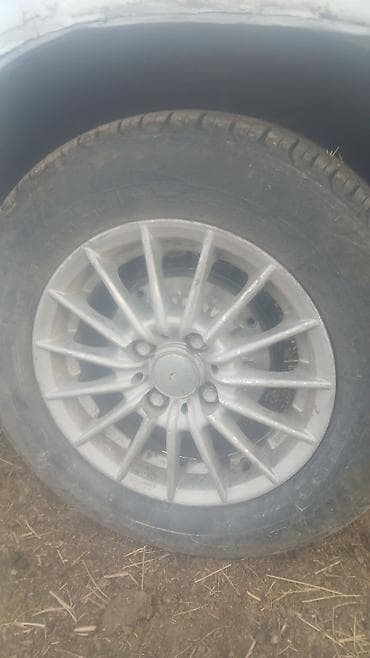 авто руль: Колеса в сборе R 15, Всесезонная, 1 шт, Литые, отверстий - 4 — 1