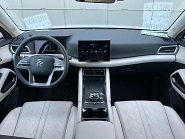 старт компания: BYD Yuan Up: 2024 г., 0.1 л, Автомат, Электромобиль, Кроссовер — 4