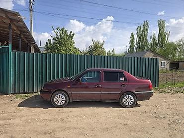 Продажа авто: Volkswagen Vento: 1992 г., 1.8 л, Механика, Бензин, Седан — 6