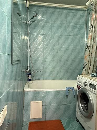 дом барачного типа: Продается частный дом с участком и хозпостройками. - Кирпичный жилой — 8