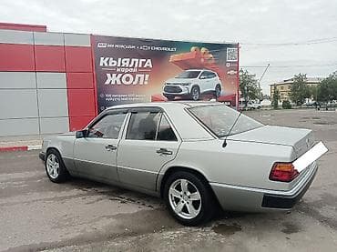 volkswagen golf v: Mercedes-Benz E-Class: 1992 г., Автомат — 7