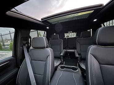 Chevrolet Tahoe: 2025 г., 5.3 л, Автомат, Бензин, Внедорожник — 9