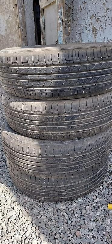 Шины 195 / 65 / R 15, Лето, Б/у, Комплект, Легковые, Корея, Roadstone — 1