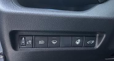 ls 300: Toyota RAV4: 2019 г., 2.5 л, Гибрид — 7