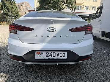 cx 9: Hyundai Elantra: 2019 г., 1.6 л, Автомат, Бензин, Седан — 4