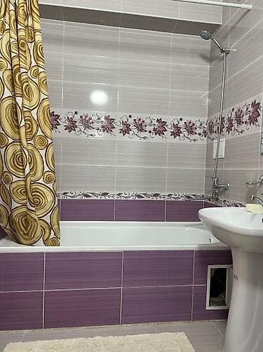 посуточно центр: 80 м², 2 комнаты, Утепленный, Бронированные двери, Балкон застеклен — 8