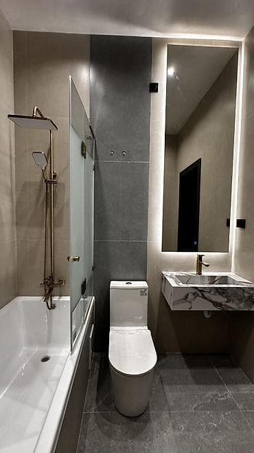 Үйлөр: 🏠 Продаётся 5-комнатный дом 165 м² с дизайнерским ремонтом, район — 8