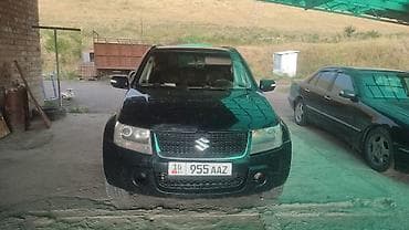 bis vip: Suzuki Grand Vitara: 2010 г., 2 л, Механика, Бензин, Кроссовер — 1