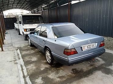 mazda primacy: Mercedes-Benz W124: 1992 г., Механика, Бензин, Седан — 5