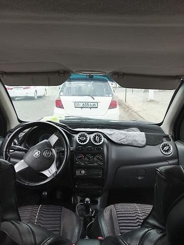 матис 2010: Daewoo Matiz: 2012 г., 1 л, Механика, Бензин, Хэтчбэк — 2