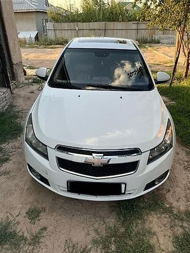 Chevrolet Cruze: 2010 г., 1.8 л, Автомат, Газ, Седан