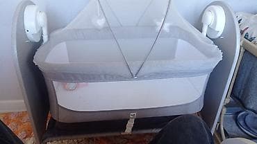 Детская колыбель-люлька с боковым доступом и москитной сеткой