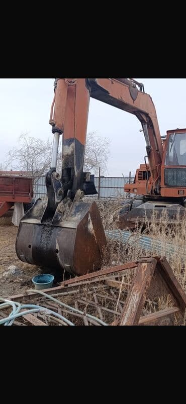 дом на колесах купить бишкек: Срочно продаю экскаватор — 5