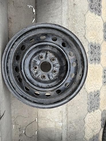 114: Стальной штампованный диск R16 для легкового автомобиля. ТОЙОТА — 1