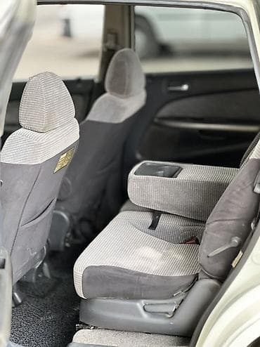 outback xt: Honda Stream: 2001 г., 1.7 л, Автомат, Газ, Минивэн — 8