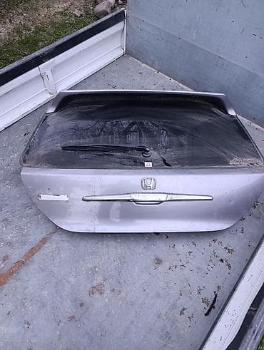 картер фит: Крышка багажника Honda, Оригинал — 2