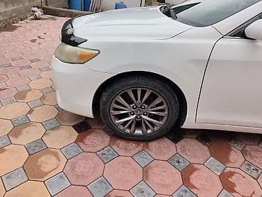 Транспорт: Toyota Camry: 2011 г., Бензин, Седан — 7