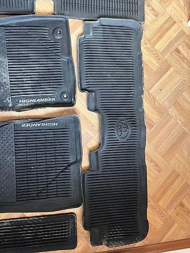 Родные Резиновые Полики Для салона Toyota, цвет - Черный — 2