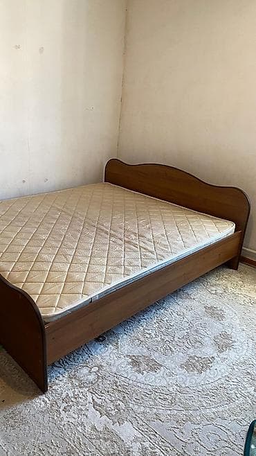продам мебель б: Спальный гарнитур, Б/у, Двуспальная кровать, Россия, ДСП, Самовывоз, цвет - Коричневый — 3