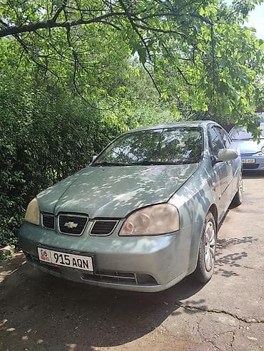 Унаа: Chevrolet Lacetti: 2003 г., 1.5 л, Кол менен иштөөчү, Бензин, Седан — 2