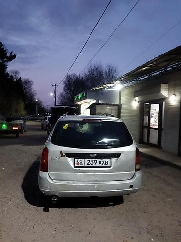 фокси: Ford Focus: 2001 г., Универсал — 4