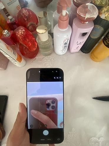 google fold: IPhone 16 Pro Max, Б/у, 256 ГБ, Space Gray — 6