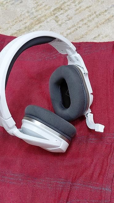 интернет кабел: Игровая гарнитура Turtle Beach (белая) - Беспроводные накладные — 2