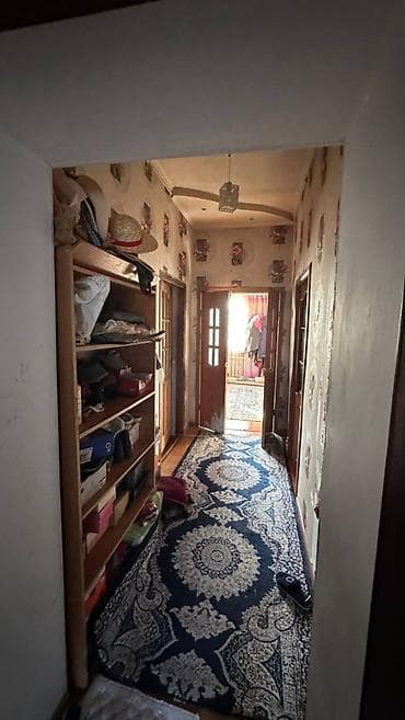 дом в сукулуке: СРОЧНО ПРОДАЕТСЯ ДОМ район Пишпек, Лущихина Есть хороший торг! — 3