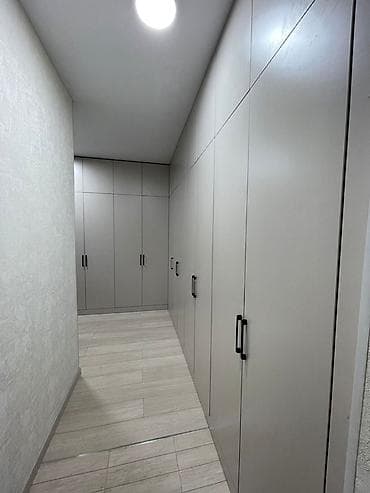 столики для кормления: Корпусная мебель на заказ в современном минималистичном стиле. - — 3