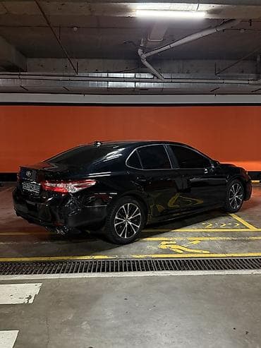 Транспорт: Toyota Camry: 2020 г., 2.5 л, Автомат, Бензин, Седан — 4