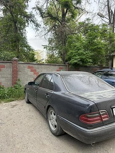е класс 124: Mercedes-Benz E-Class: 1998 г., 2 л, Автомат, Бензин, Седан — 4