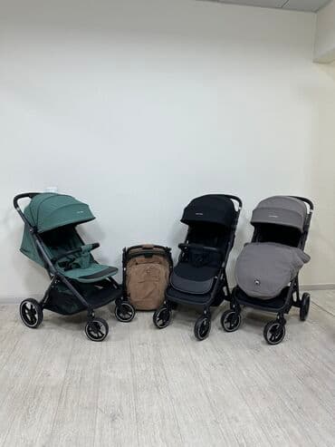 коляска прогулочная новая: Коляска, цвет - Серебристый, Новый — 1